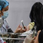 Việt Nam có ca Omicron ‘đầu tiên’ là hành khách từ Anh về Nội Bài – BBC News Tiếng Việt