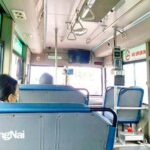 Xe buýt vắng khách trong ngày đầu hoạt động trở lại