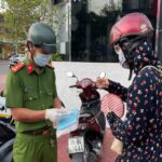 Bình Thuận: Công an TP.Phan Thiết duy trì tuần tra vùng đỏ, kiểm tra giấy người đi đường