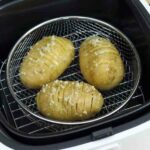 Nướng khoai tây bằng nồi chiên không dầu- Khoai nướng bơ tỏi
