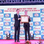 Đơn vị đề nghị đào tạo lái xe số tự động, người khuyết tật gây tranh cãi được khen thưởng
