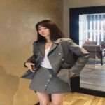 Top 20 mẫu áo vest nữ siêu thanh lịch cho cô nàng công sở 2022