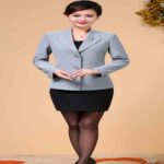 Mẫu áo vest nữ tuổi trung niên đẹp trẻ trung đáng sở hữu