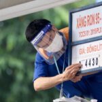 Xăng không tăng giá, dầu đắt thêm gần 4%