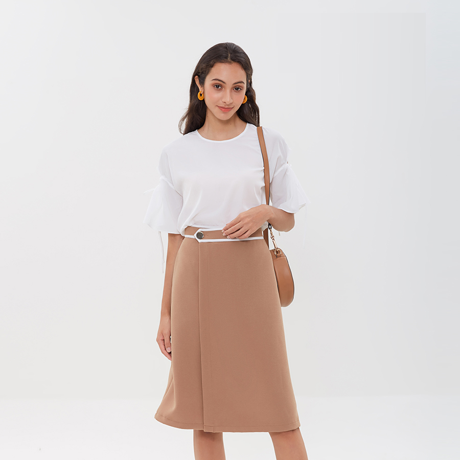 ao-kieu-trang-chan-vay-mau