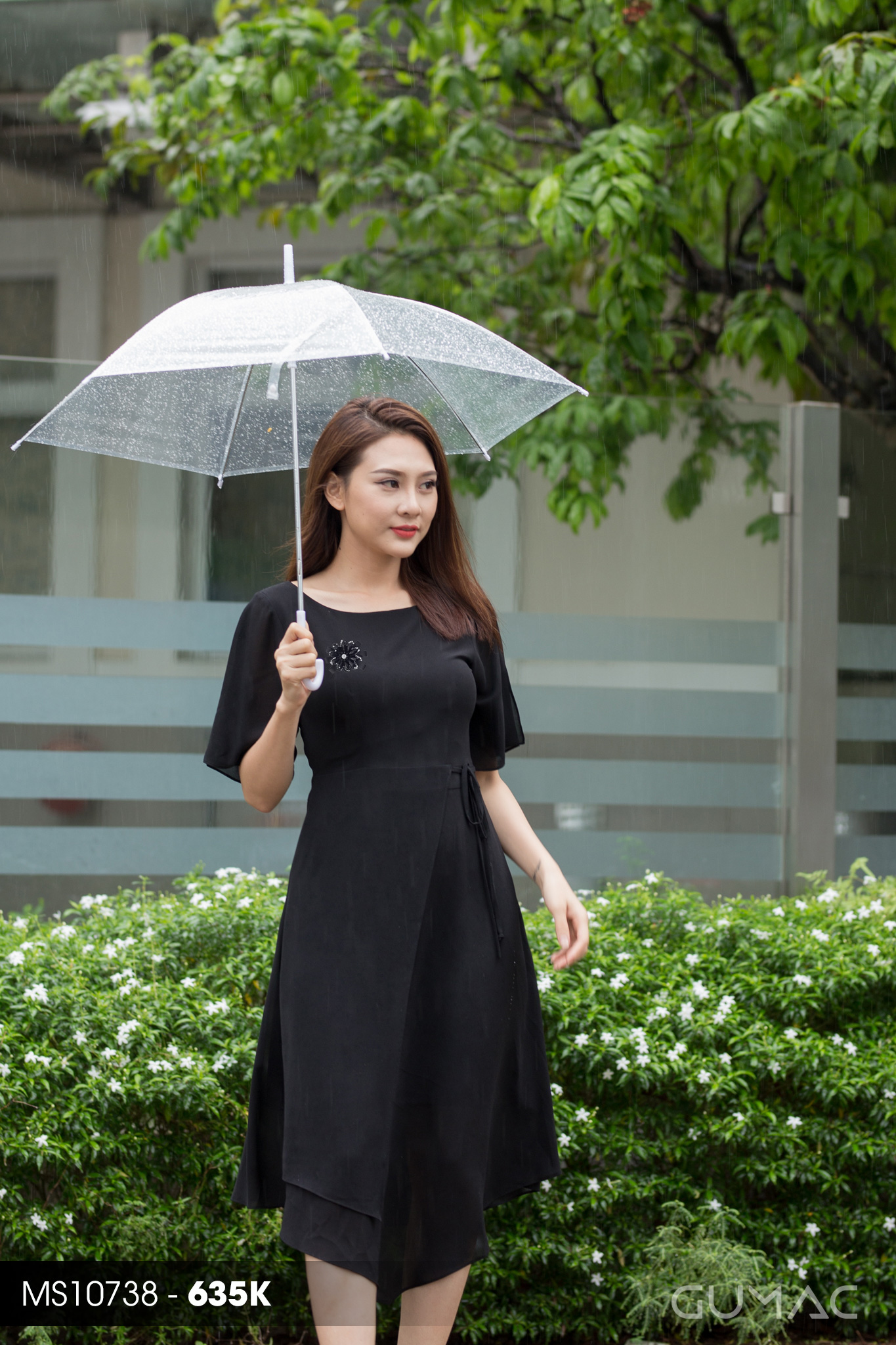 váy hè 2019 thiết kế cập nhật mới màu đen