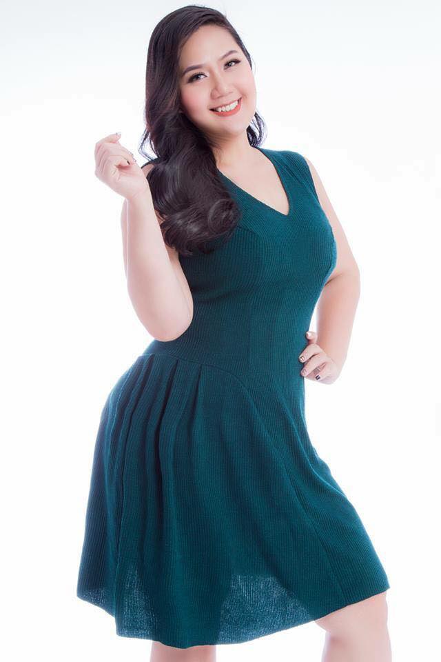 Đầm công sở cho người béo