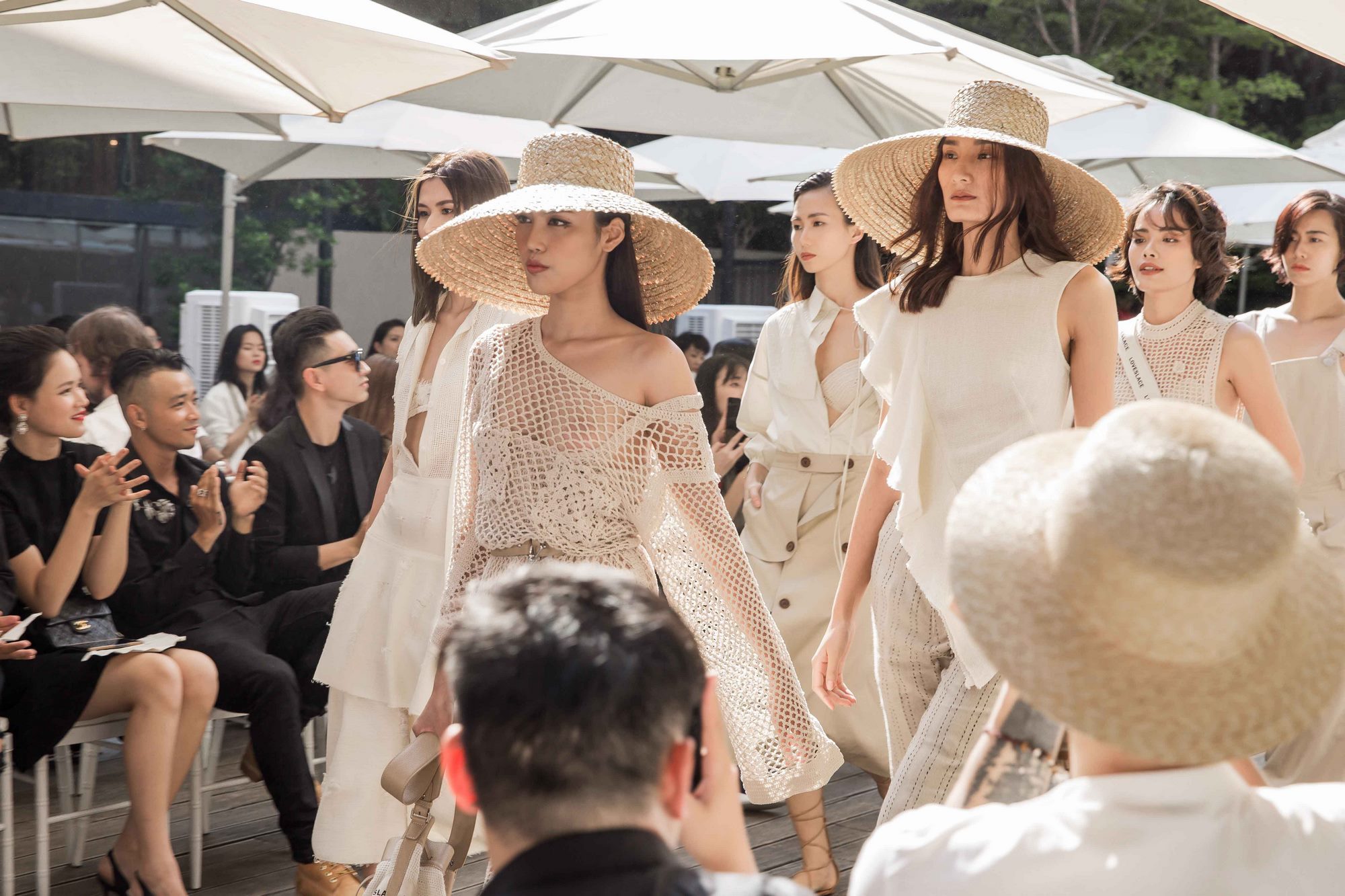 Đầm công sở hãng nào đẹp