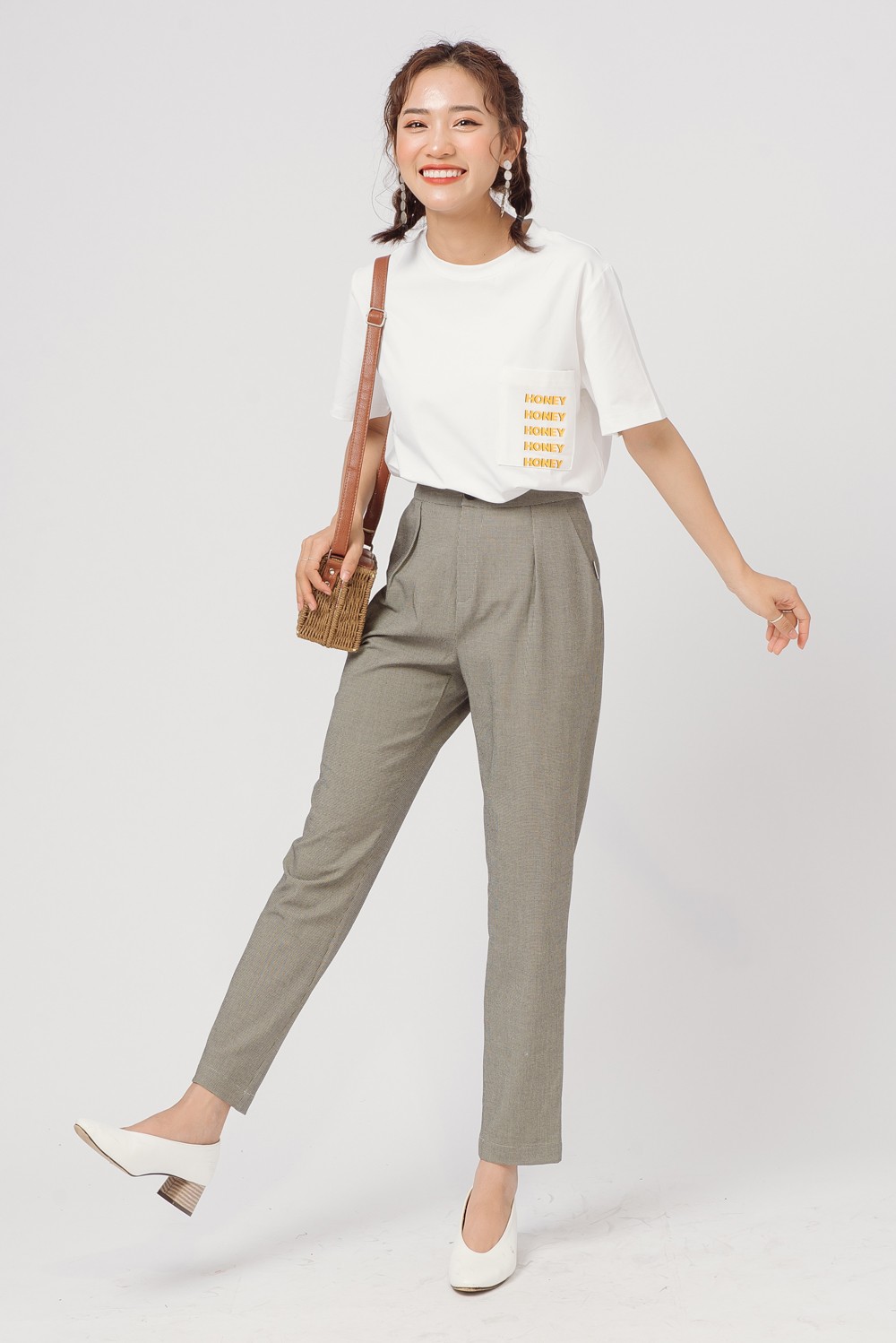 Quan vai nu cong so va ao thun