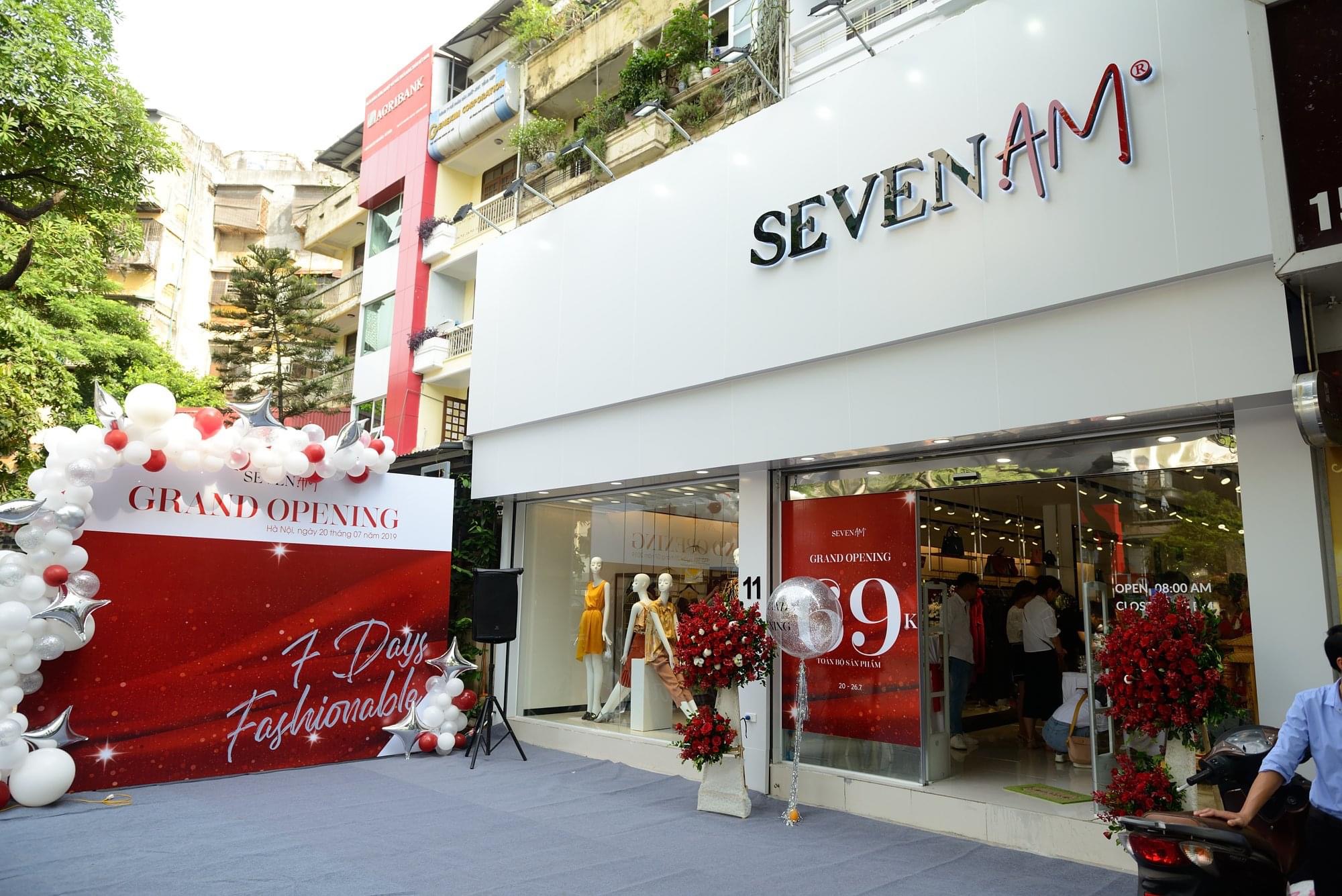 Mua dam cong so gia re dip khai truong cua hang