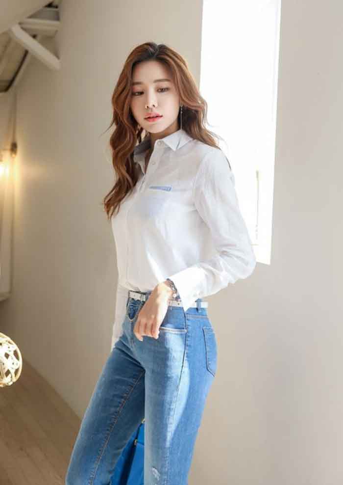 Lựa chọn 1 chiếc quần bò ôm sát giúp nang tăng vẻ quyến rũ