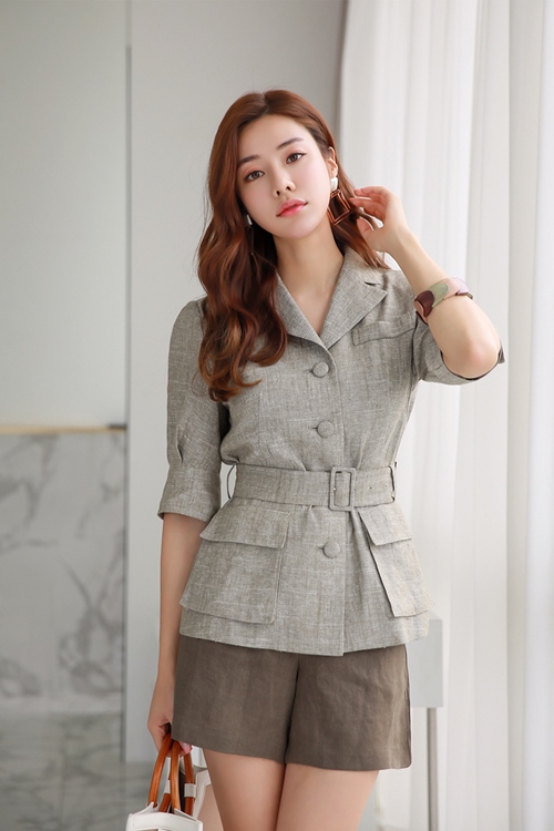 Áo vest lửng chân váy ngắn