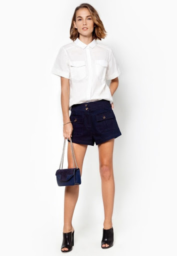 Chân váy đen áo sơ mi trắng