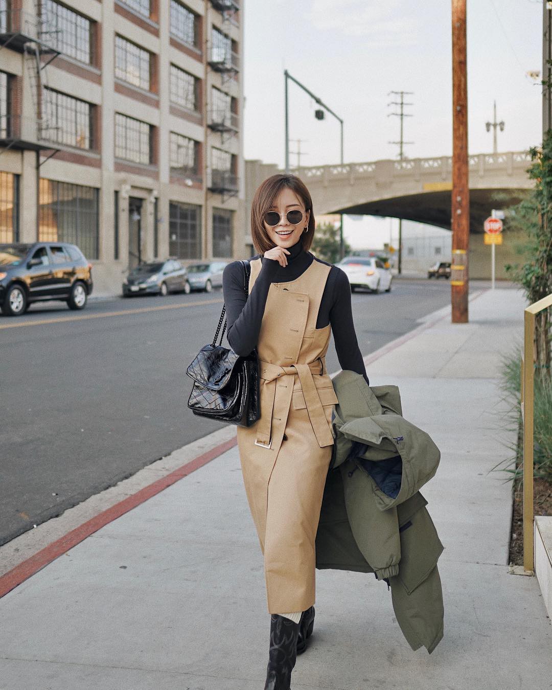 10 công thức diện đồ “không áo khoác” dành cho nàng công sở thường xuyên ngồi văn phòng - Ảnh 2.