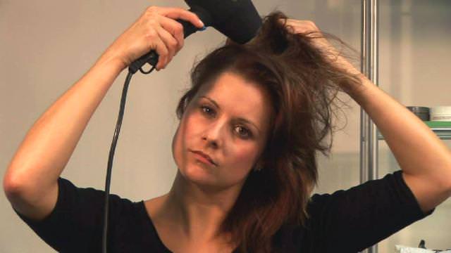 6 sai lầm khi sử dụng máy sấy tóc