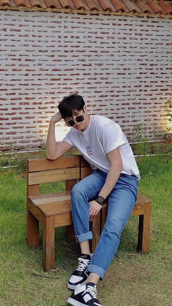 Đến từ những item basic nhưng phong cách thì luôn ở “đỉnh của chóp”