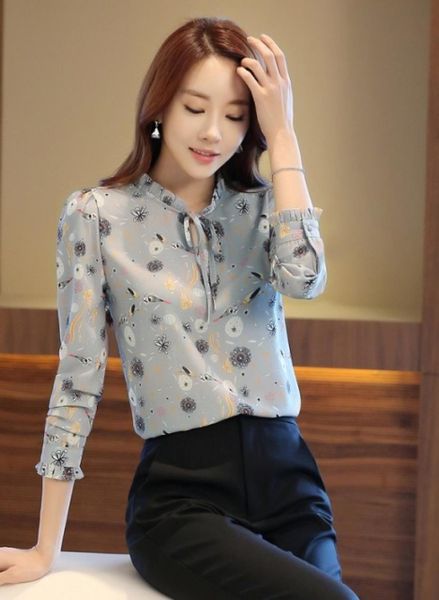 ao-so-mi-kieu-nu-trong-dau-hoa-tiet-hoa