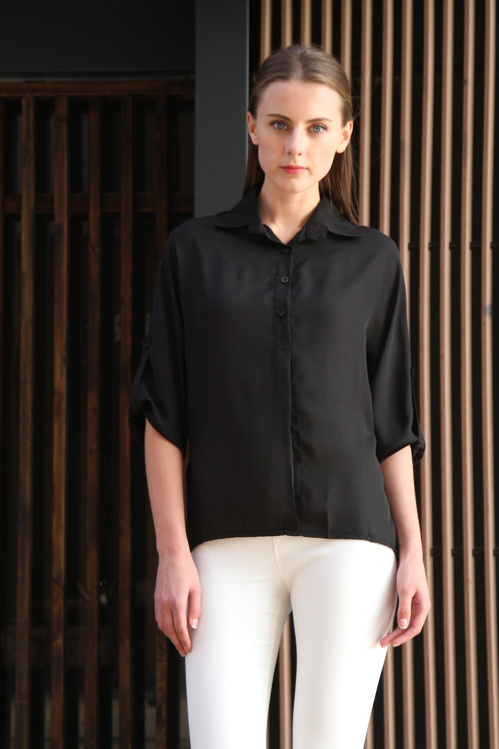 ao-so-mi-nu-den-voan-tay-canh-doi