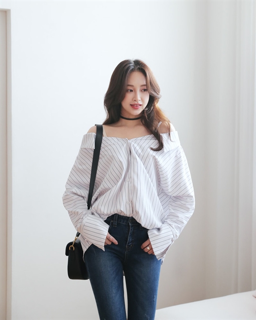 ao-so-mi-nu-trang-dep-tre-vai-ke-soc