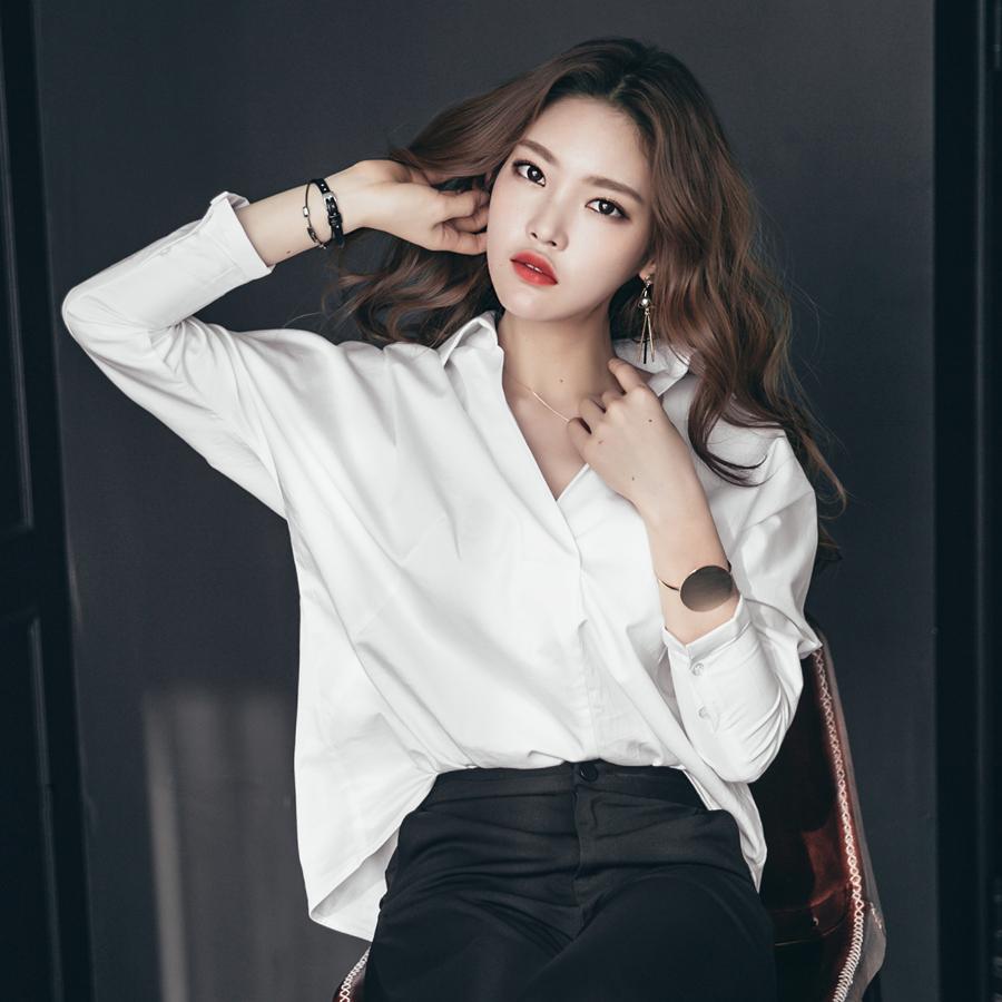 ao-so-mi-trang-nu-cong-so-dep-cach-tan