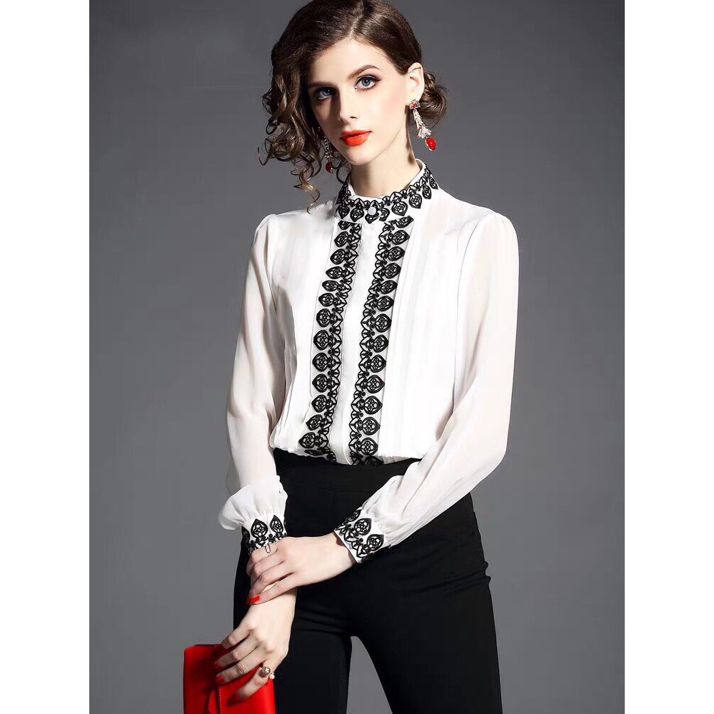 ao-so-mi-trang-nu-dep-co-tru-phoi-hoa-tiet