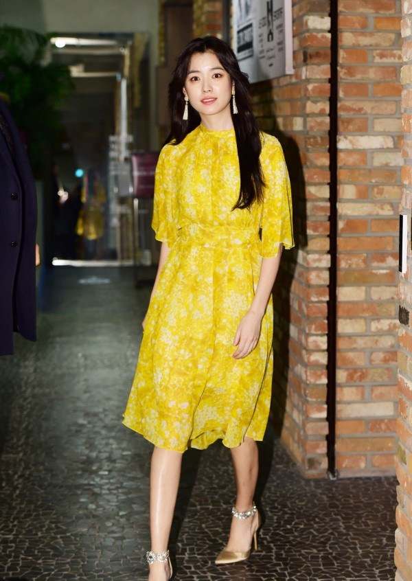 Chuộng diện đồ style công sở, amp;#34;ngọc nữamp;#34; màn ảnh Hàn làm vạn người mê vì khí chất thanh lịch - 8