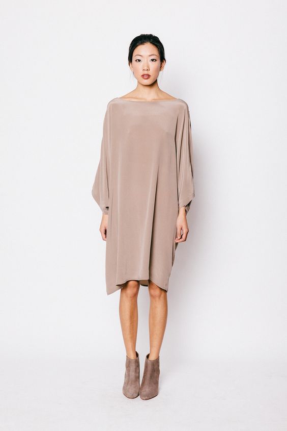 dam cong so dang suong va ankle boots mau be