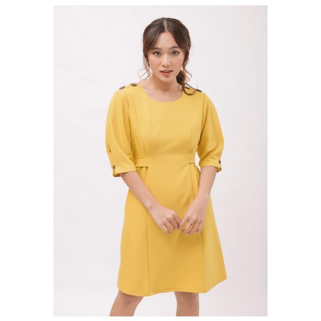 dam-cong-so-tay-lo-phoi-nut-tren-vai