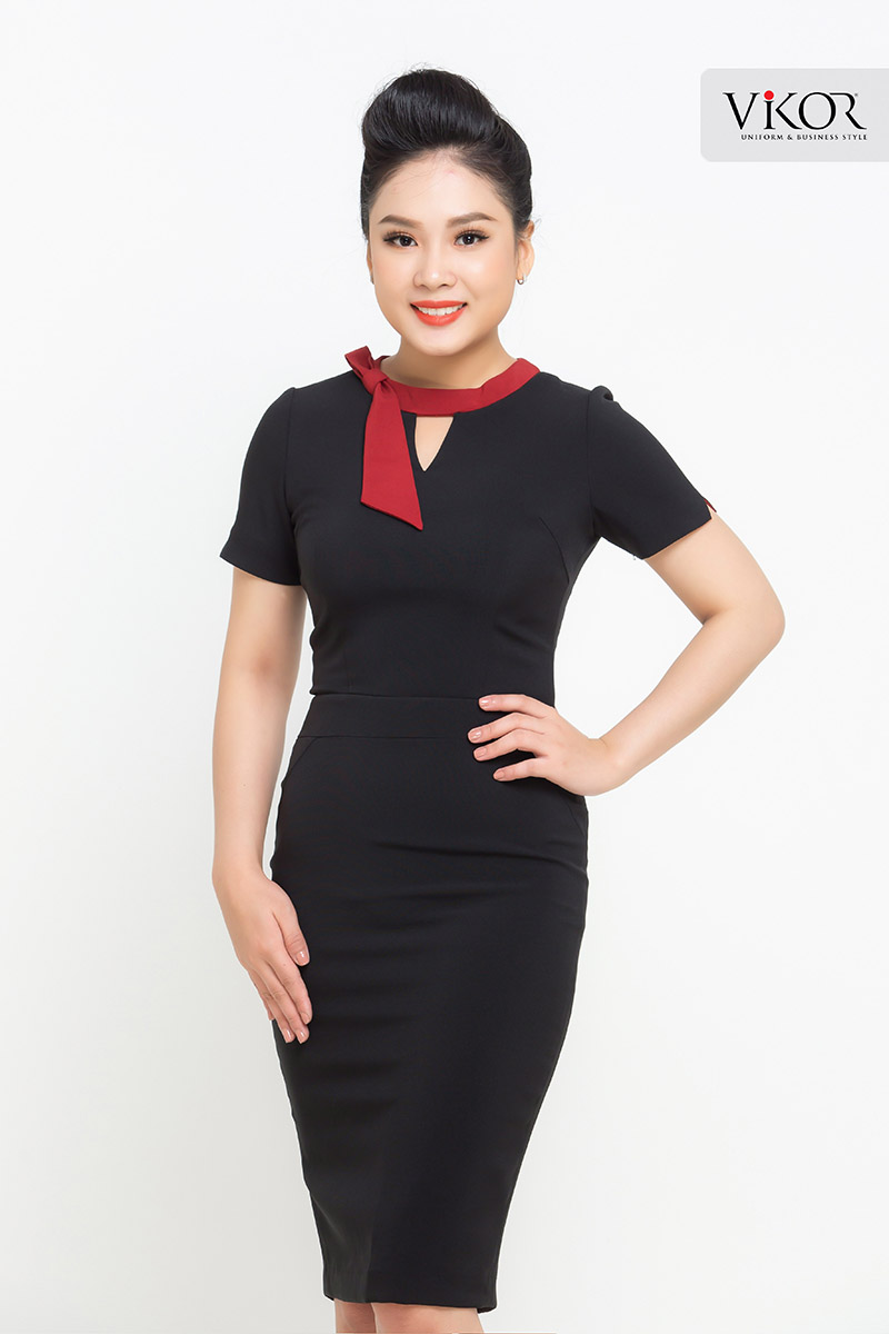Đầm đồng phục công ty màu đen