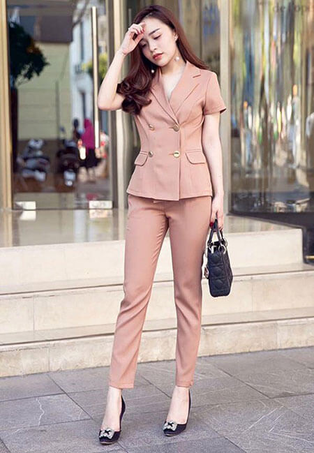 Áo khoác vest nữ cao cấp với loạt thiết kế mới lạ đẳng cấp nhất 2022