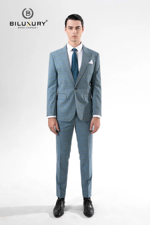 Gam màu mới lạ cho bộ sưu tập com lê nam đa dạng