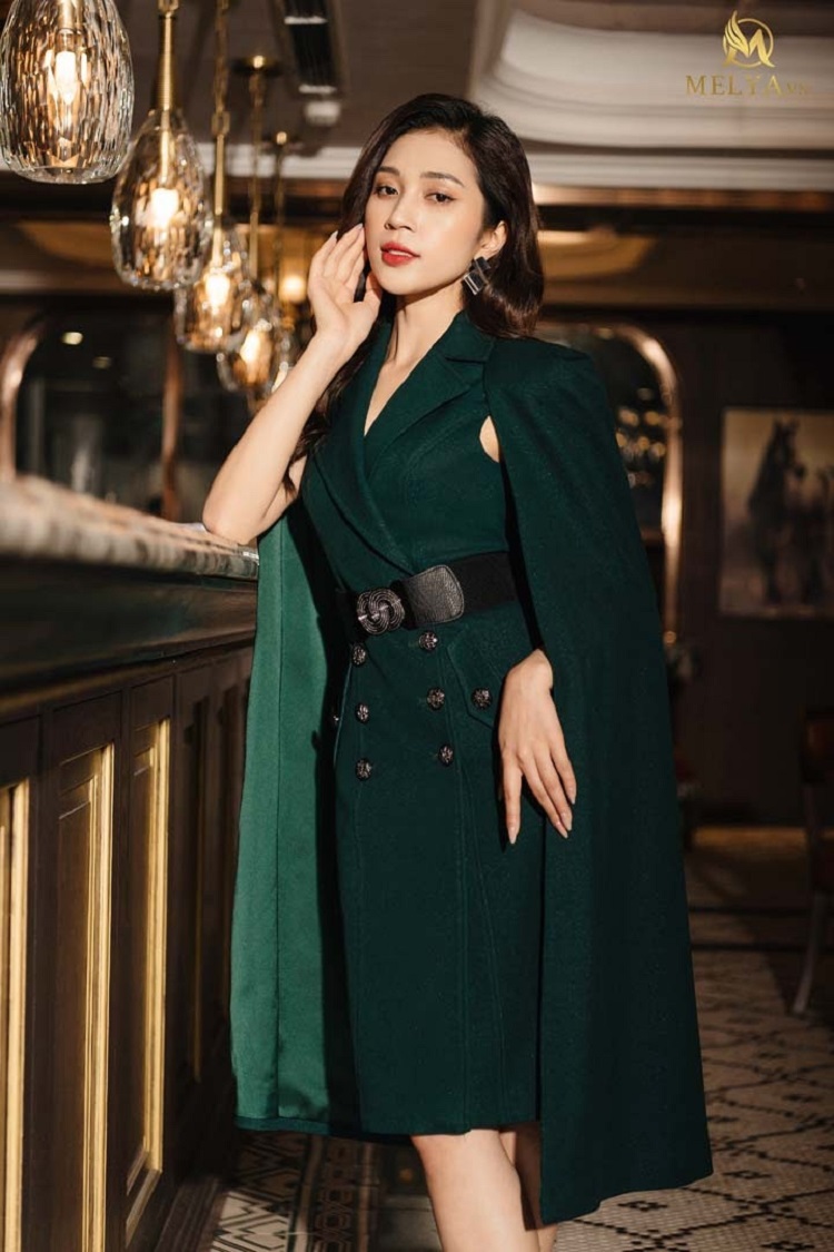 MELYA.vn Luxury dành cho những nữ doanh nhân (sửa thành : dành cho những quý cô gợi cảm, quyến rũ, sang trọng)