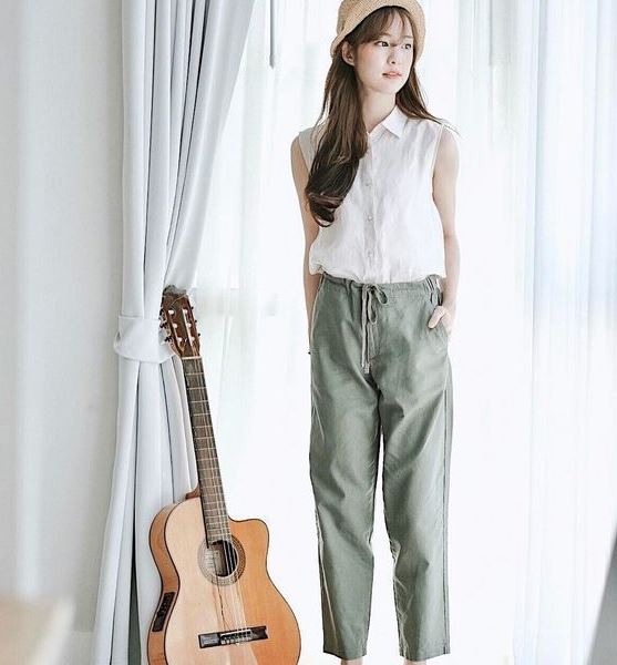 Áo sát nách - 36+ Kiểu áo sơ mi nữ dễ thương diện nơi công sở, đi học, đi làm...