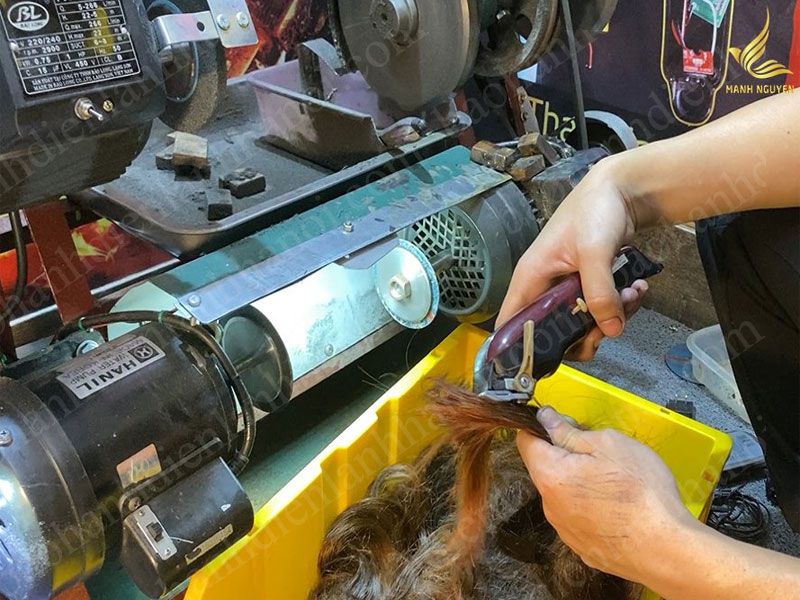 Dịch vụ sửa máy ngành tóc tại Hà Nội luôn được khách hàng tin tưởng lựa chọn sử dụng