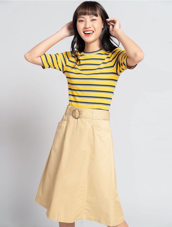 Mùa hè cứ sắm đủ mấy mẫu áo này, nàng công sở vừa mát mẻ lại sành điệu vô cùng - 6