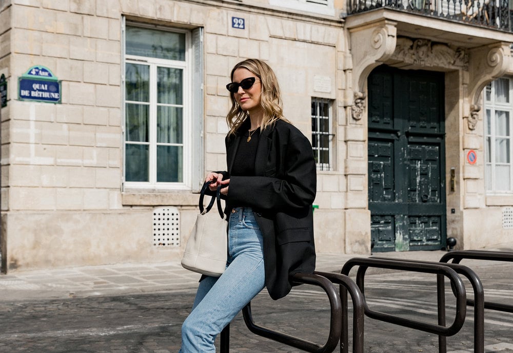 trang phục công sở nữ cổ điển