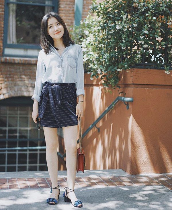 Phối đồ đi làm mùa hè: Áo sơ mi + Chân váy - Ảnh 2