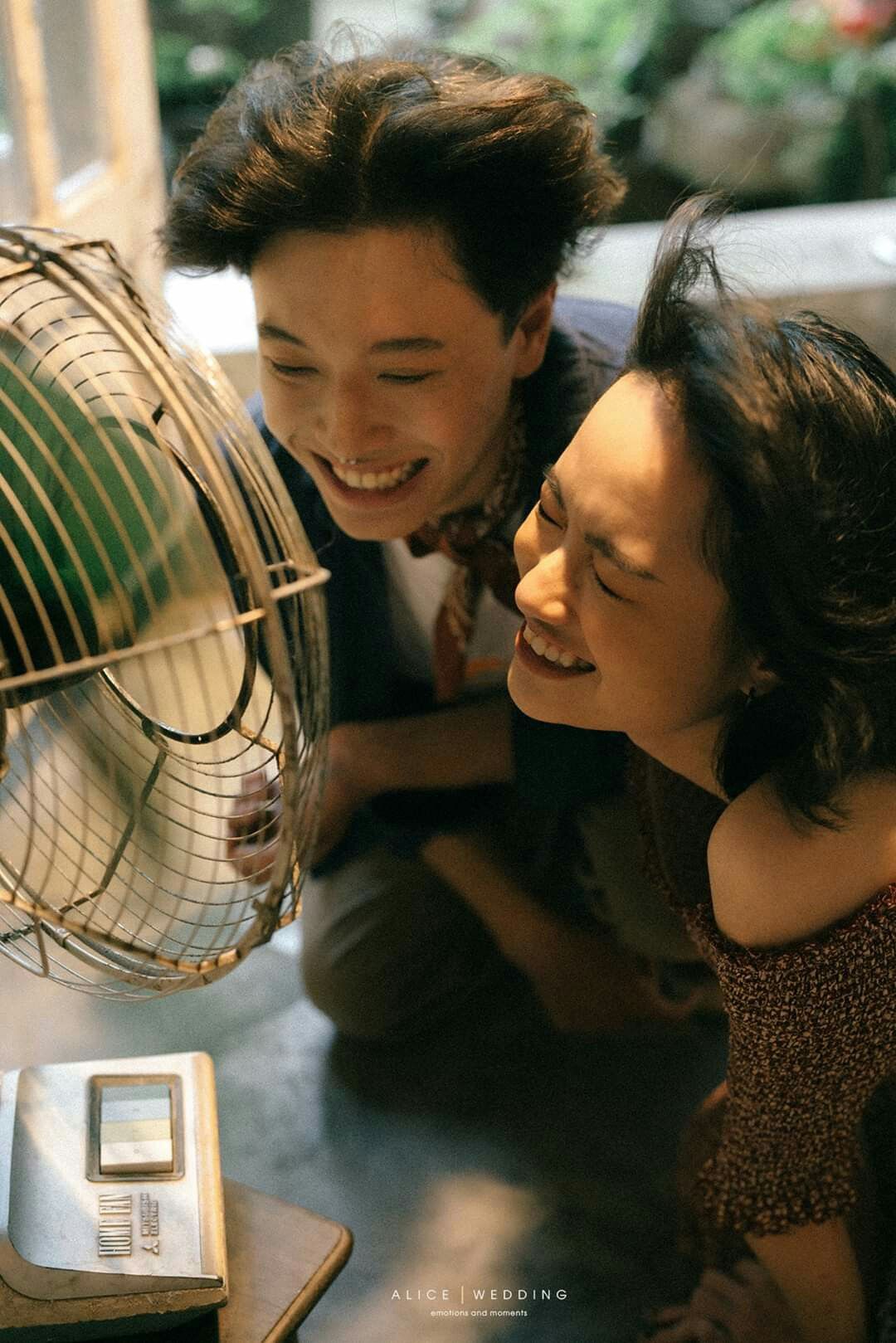 Để tóc khô tự nhiên hay dùng máy sấy khô, cái nào tốt hơn? Rất nhiều người vẫn hiểu sai, trong đó có thể có cả bạn - Ảnh 2. Để tóc khô tự nhiên hay dùng máy sấy khô, cái nào tốt hơn? Rất nhiều người vẫn hiểu sai, trong đó có thể có cả bạn - Ảnh 2.