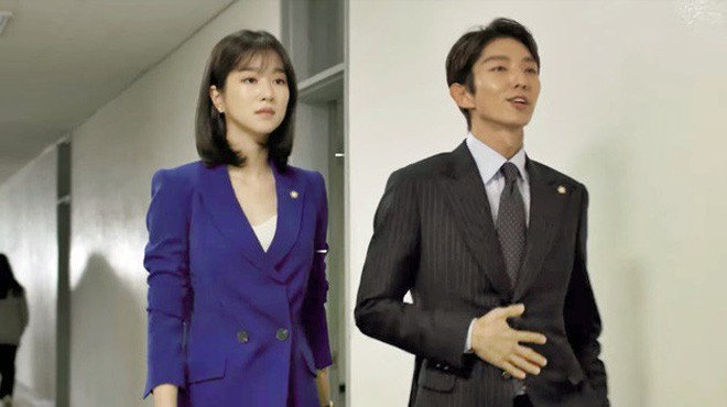 Nếu muốn tìm cho mình một phong cách công sở thật chuẩn thanh lịch, bạn phải xem ngay 6 phim Hàn đình đám này - Ảnh 48.