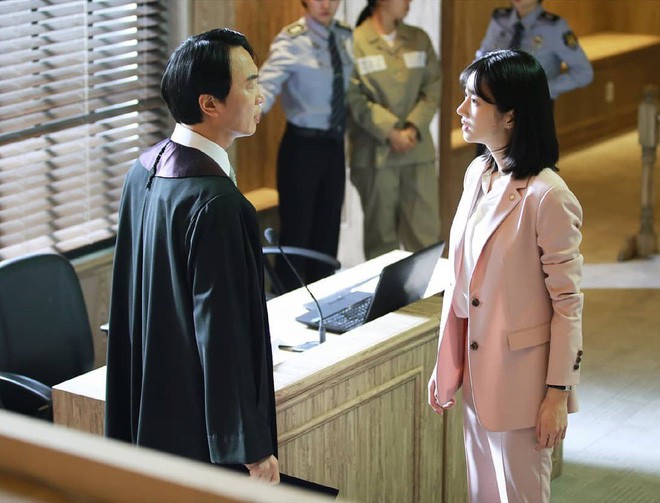 Nếu muốn tìm cho mình một phong cách công sở thật chuẩn thanh lịch, bạn phải xem ngay 6 phim Hàn đình đám này - Ảnh 49.