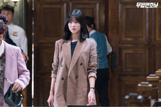 Nếu muốn tìm cho mình một phong cách công sở thật chuẩn thanh lịch, bạn phải xem ngay 6 phim Hàn đình đám này - Ảnh 50.