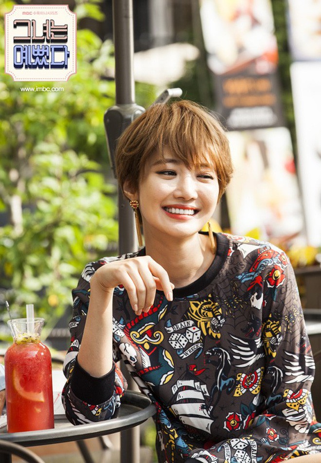 Nếu muốn tìm cho mình một phong cách công sở thật chuẩn thanh lịch, bạn phải xem ngay 6 phim Hàn đình đám này - Ảnh 9.