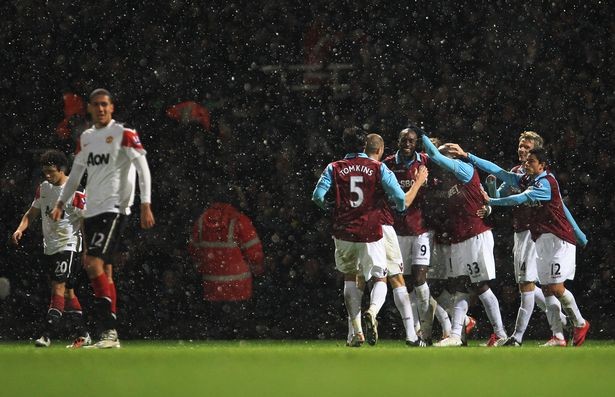 5 lần Sir Alex Ferguson 'sấy tóc' sao MU: Màn trả đũa chết cười ảnh 9