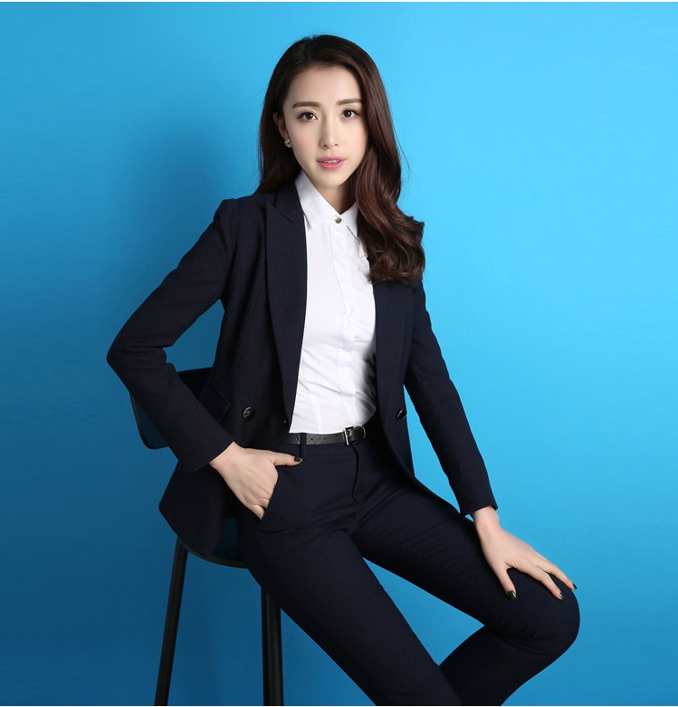 Quần tây áo sơ mi cùng áo vest công sở thanh lịch