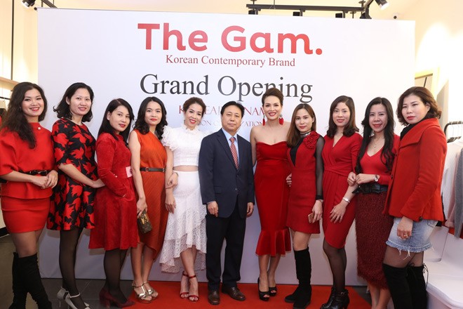 Maya lộng lẫy dự lễ ra mắt BST thời trang Hàn Quốc The Gam tại Hà Nội - 2