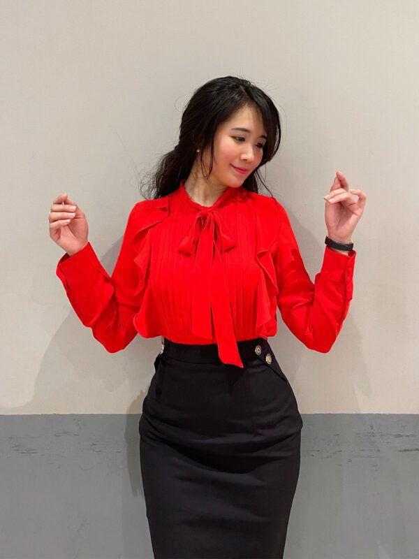 Thêm một chút xếp li tinh tế trong từng kiểu dáng của chiếc áo sơ mi cho giáo viên