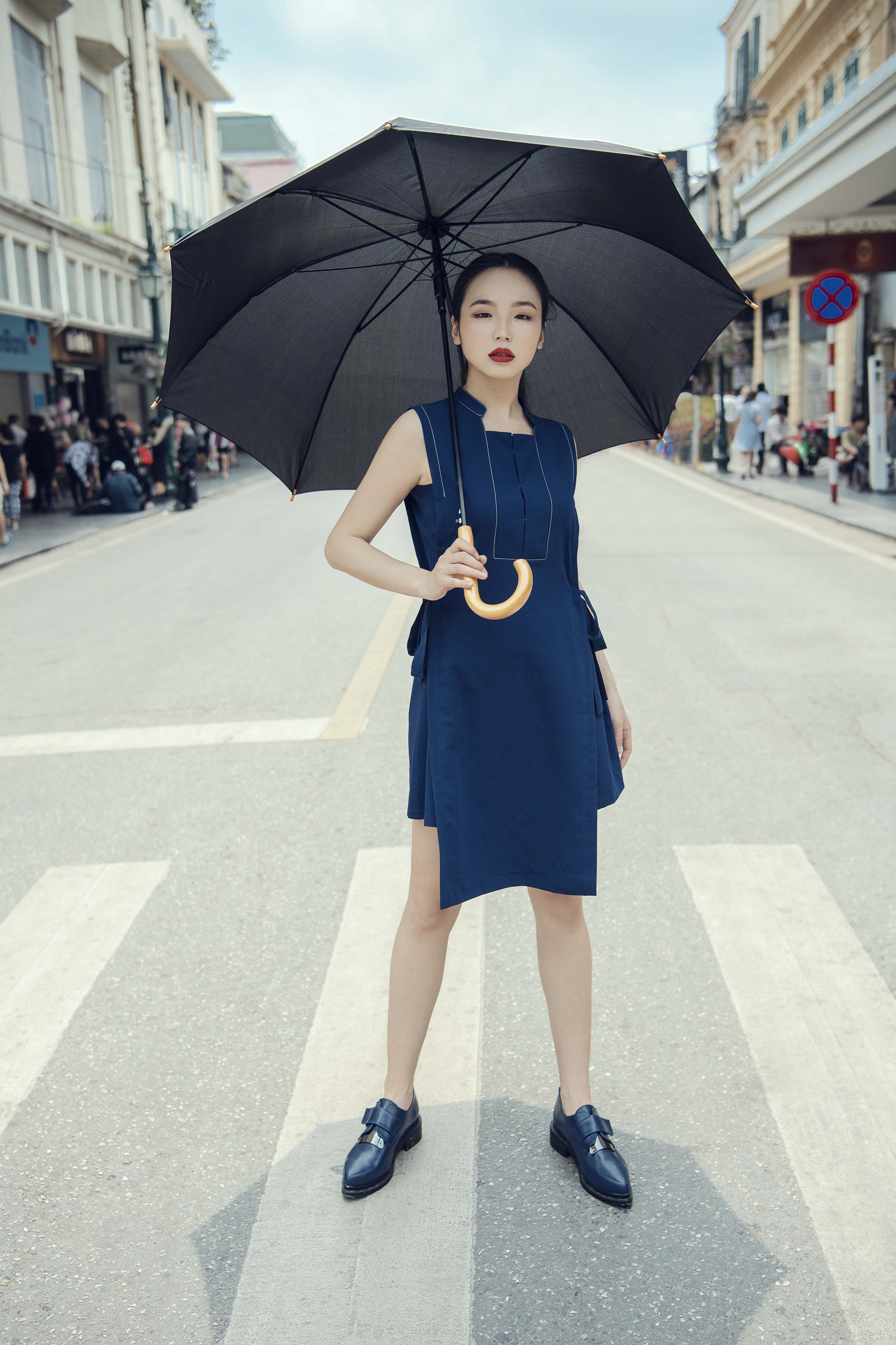 đầm công sở TNG màu xanh navy