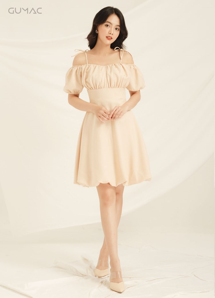 váy chữ a màu be thiết kế dây tay phồng